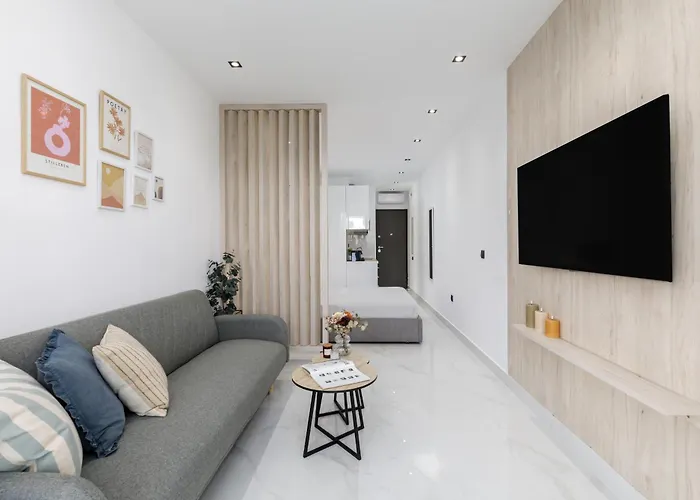 Apartment Calm Chaos 3