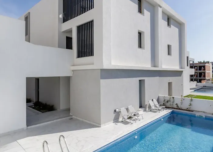 Apartment Calm Chaos 3